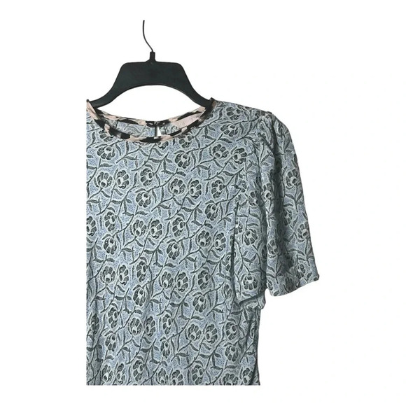 1437. REBECCA TAYLOR SHORT SLEEVE BLOUSE SIZE 2 LIGHT BLUE/BLACK/WHITE IN COLOR - Picture 2 of 9